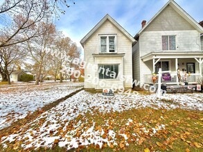 Building Photo - 303 E Butler St