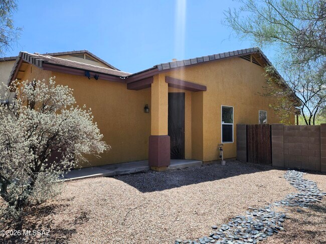 Building Photo - 4258 E Wading Pond Dr