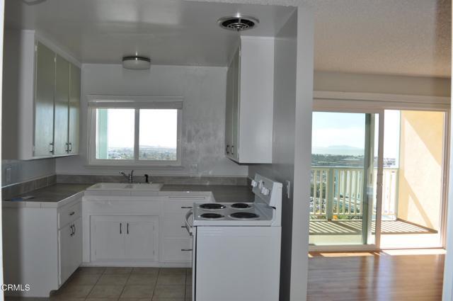 Foto del edificio - 3305 Hilltop Dr