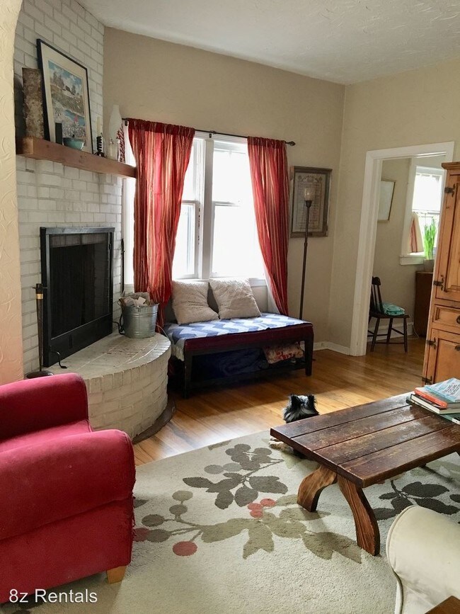 Building Photo - 2 br, 1 bath House - 335 Sherman Street