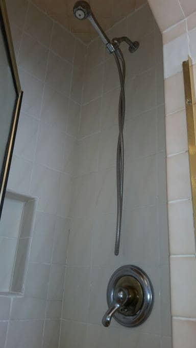shower - 223 S Carson Rd