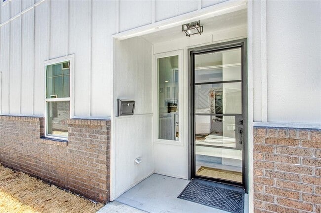 Building Photo - 1106 NW 79th St