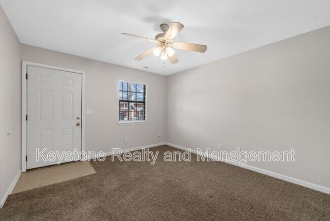 Foto del edificio - 1375 Thompsonville Ln