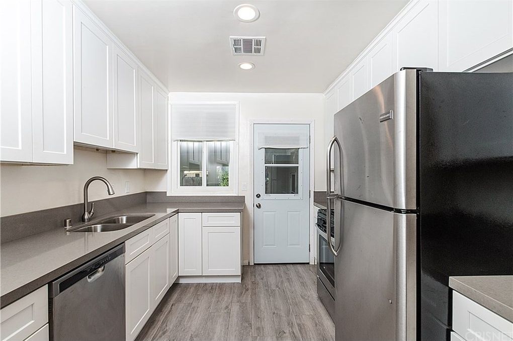 Foto principal - 17841 Martha St
