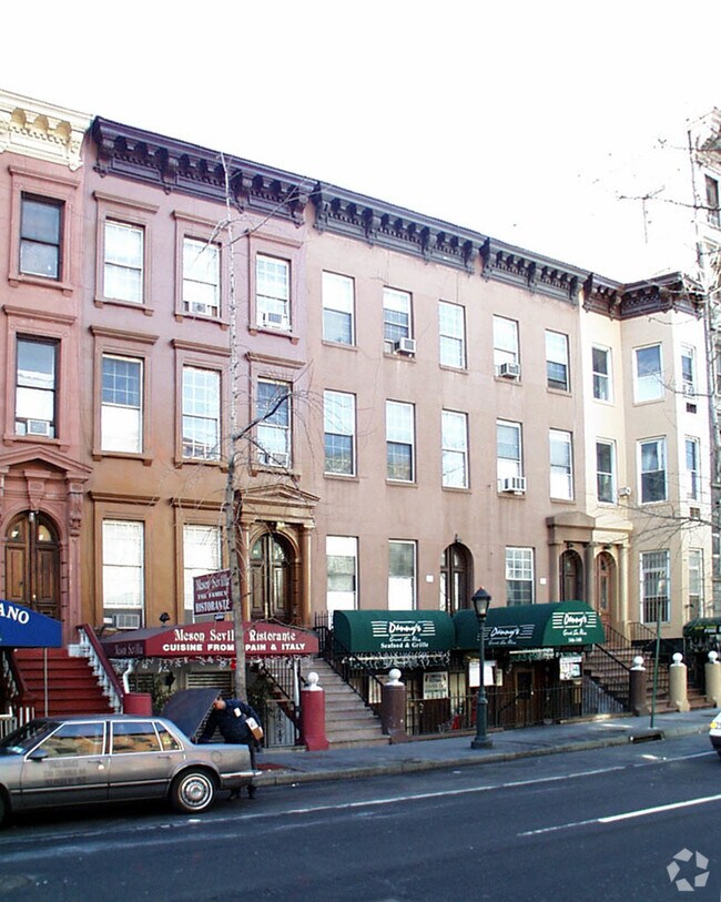 Foto del edificio - 346 W 46th St