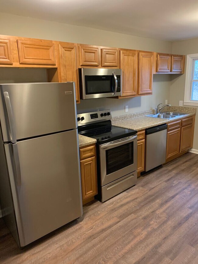 Foto del edificio - 20 Mary Ella Dr