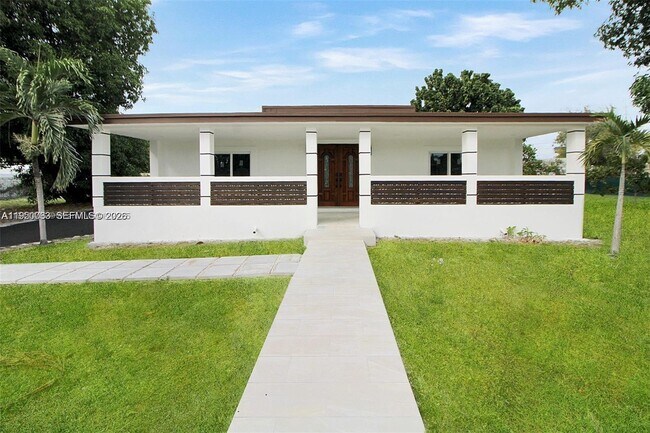 Foto del edificio - 745 NW 140th St