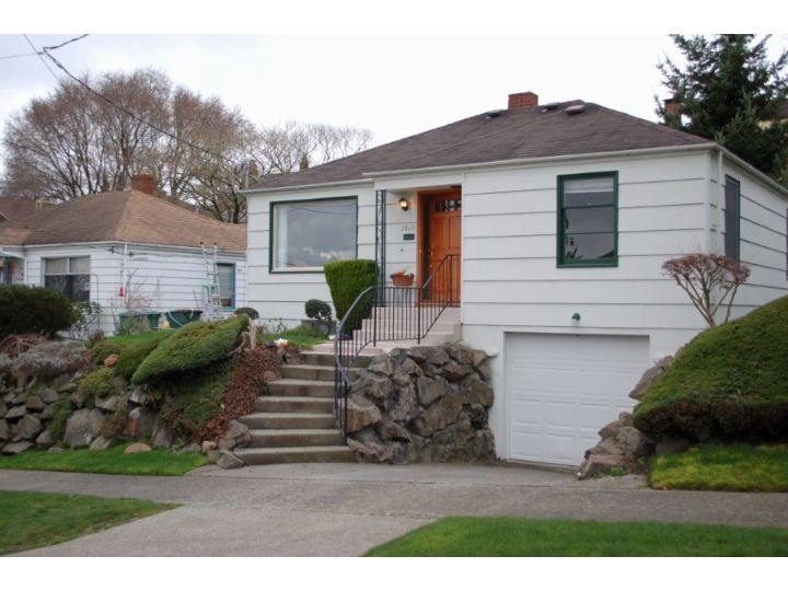 2819 W Elmore St, Seattle, WA 98199 House Rental in Seattle, WA