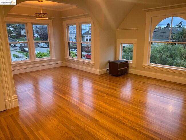 Foto del edificio - 2217 9th Ave