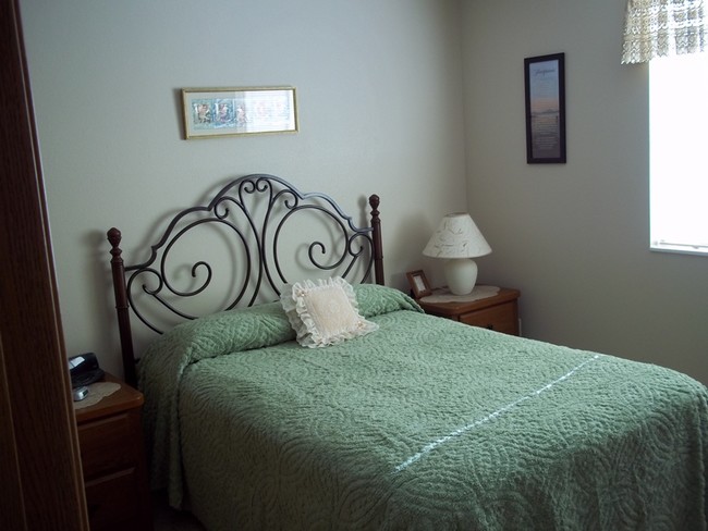 Bedroom - Evergreen Estates