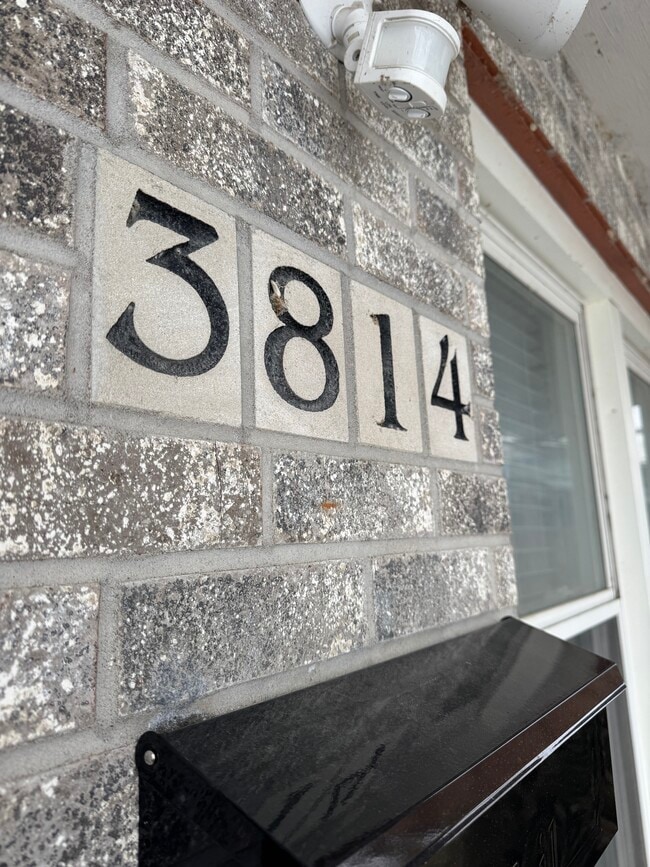 Foto del edificio - 3814 Mississippi Ave