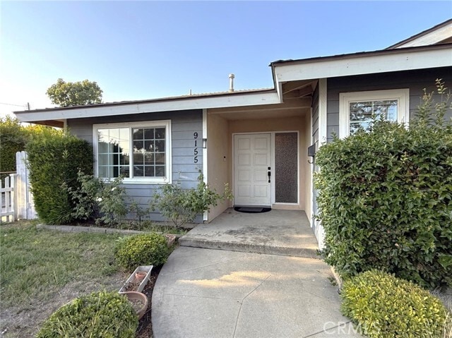 Building Photo - 9155 E Fairview Ave