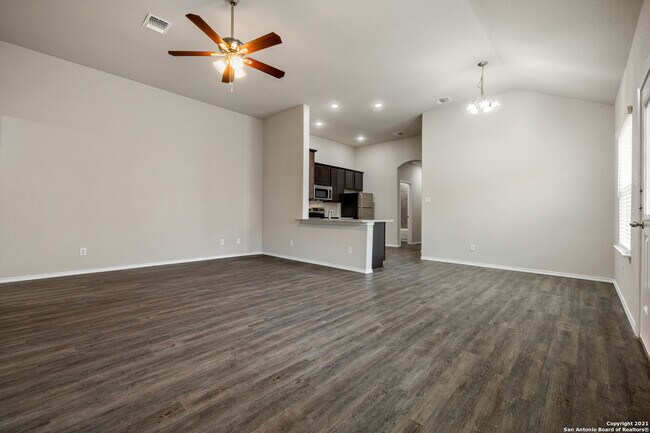 Foto del edificio - 9215 Canyon Bnd