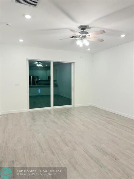 Foto del edificio - 13645 Night Sky Pl