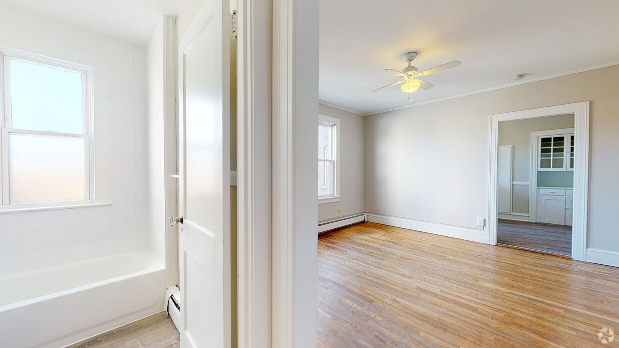 Photo - West Hartford Collection Apartments