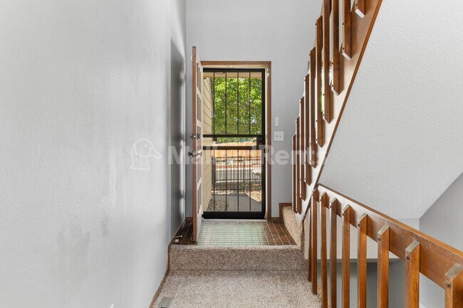 Building Photo - Move In Special $500 off August Rent!