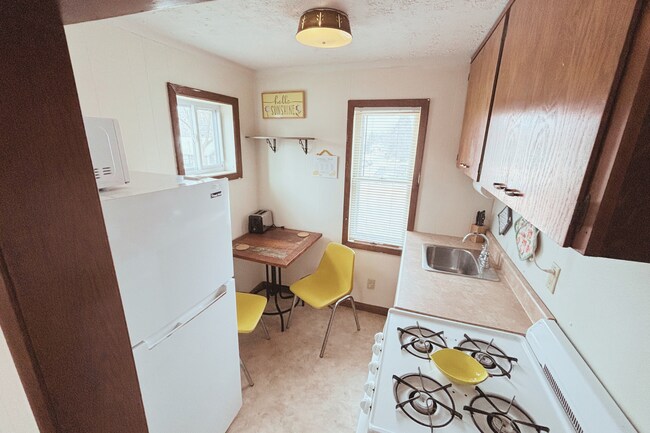 Foto del edificio - 4103 Davis Ave