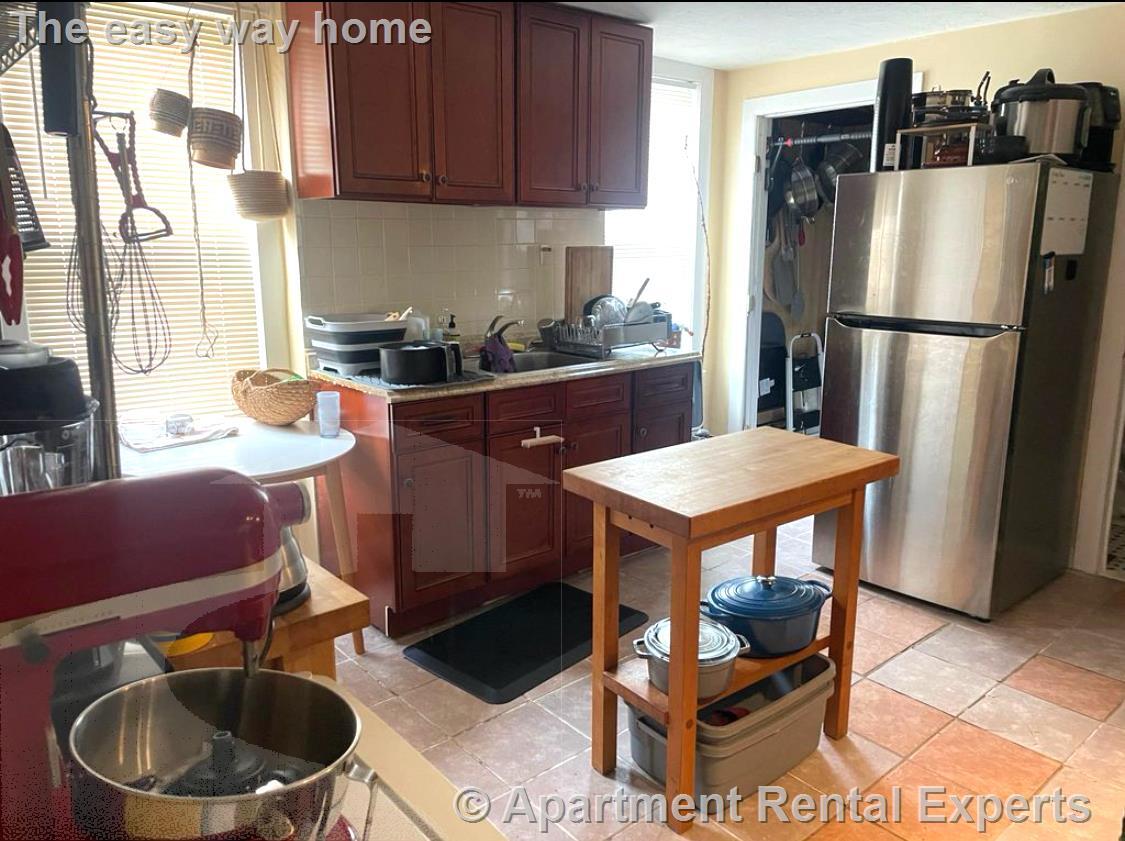 Photo - 112 Dudley St Unit #1