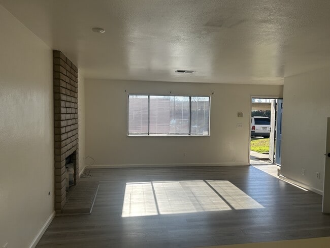 Building Photo - 1808 Colorado Ave