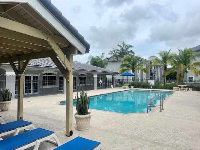 Foto del edificio - 15470 SW 284th St