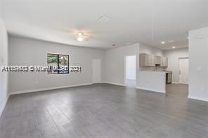 Building Photo - 2611 NW 5th St