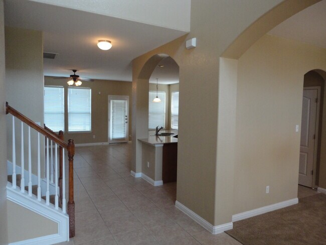 Foto del edificio - 18609 Dry Pond Drive