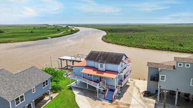 Building Photo - 395 Redfish Dr