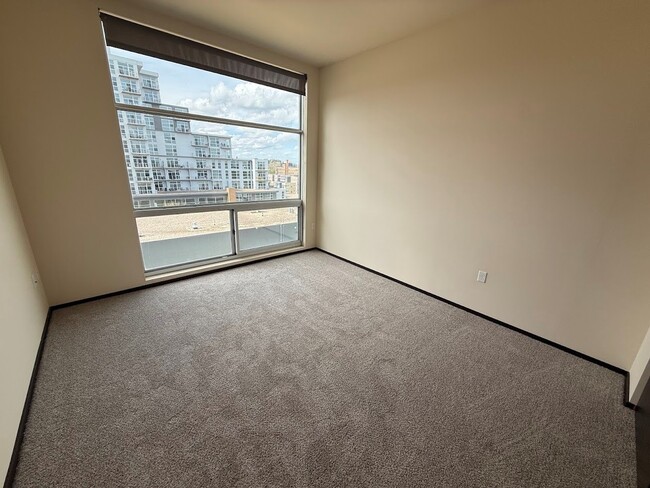 Interior Photo - Galaxie High Rise Apartments