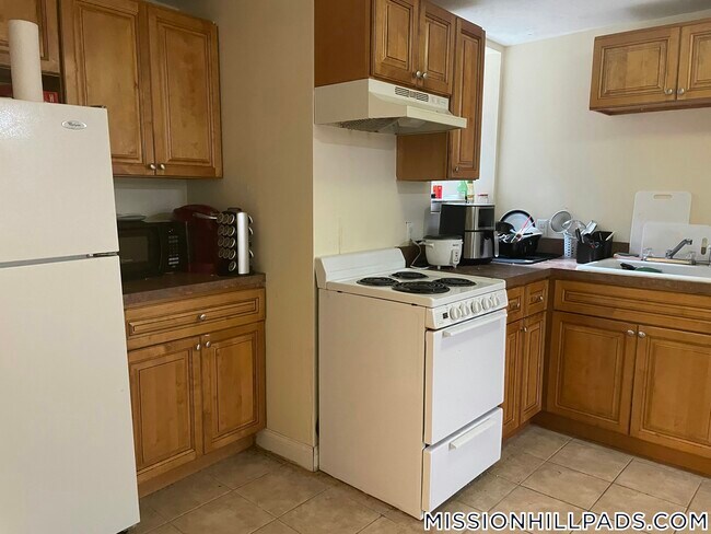 Foto del edificio - 891 Huntington Ave