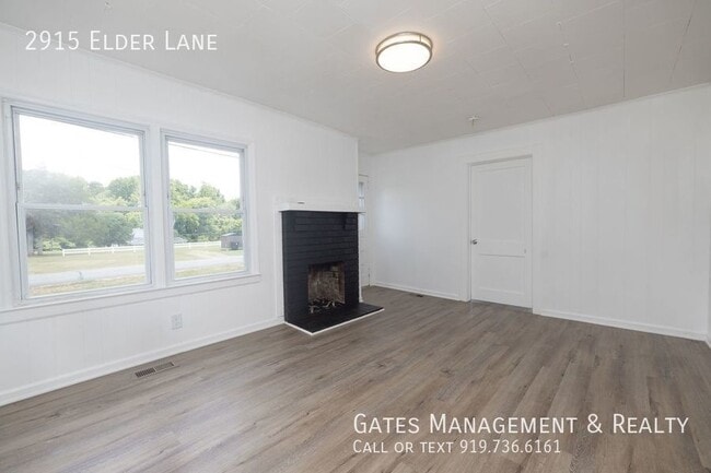 Foto del edificio - 2915 Elder Ln
