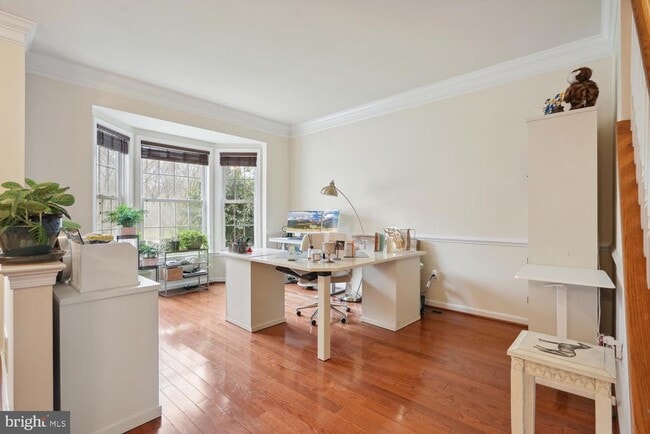 Building Photo - 5540 Arrowfield Terrace
