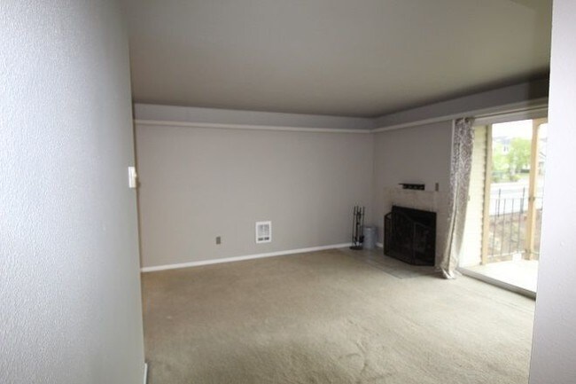 Foto del edificio - 307 128th St SE