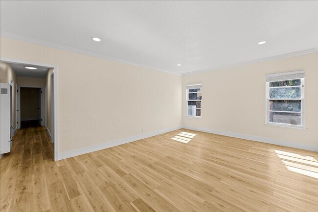 Building Photo - Beautifully Renovated Two Bedroom Apartment!