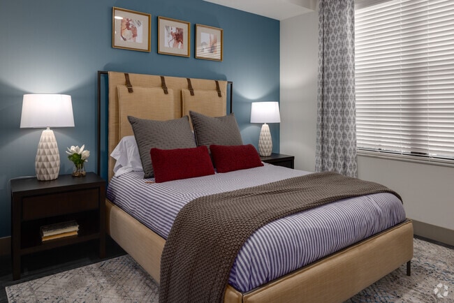 2 BR, 2 BA - 1,110SF - Allura