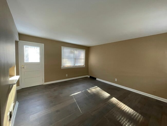 Photo - 4273 Delridge Dr House