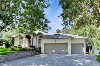 Building Photo - 38 Castle Dr