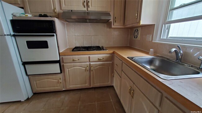 Foto del edificio - 149-50 45th Ave