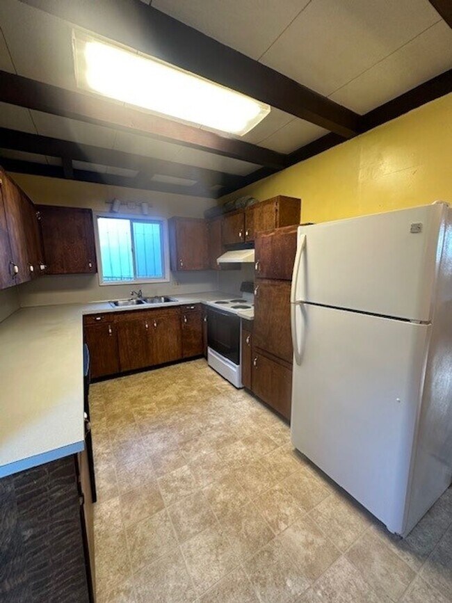 Building Photo - 29287 Wallace St