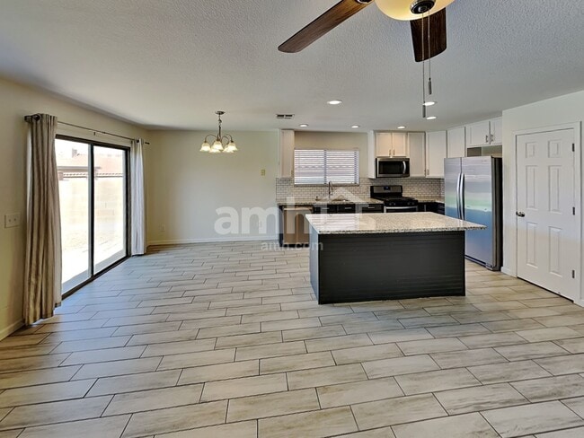 Building Photo - 3894 W Oak Springs Terrace