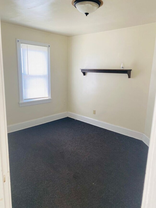 Foto del edificio - 2 br, 1 bath House - 453 Baldwin Ave