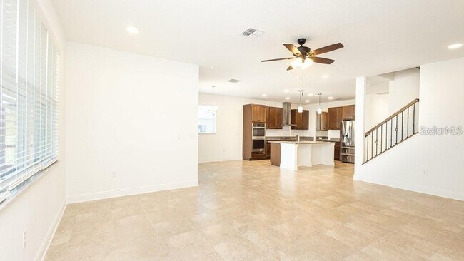 Building Photo - 7815 Bronze Oak Dr