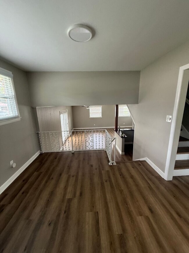 Building Photo - 1202 Nahm Dr
