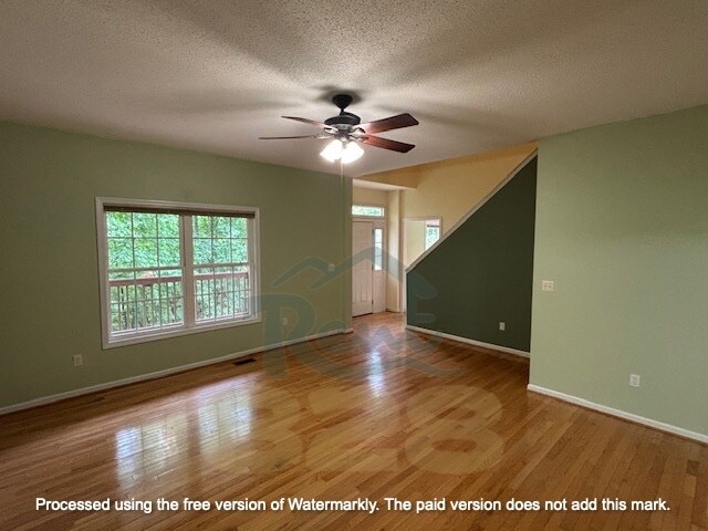 Foto del edificio - 2 Spicewood Ct
