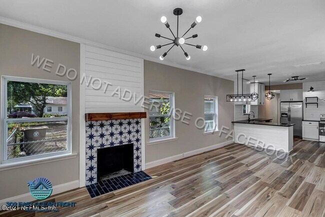 Building Photo - Lovely 2 bedroom / 1 bathroom home now ava...