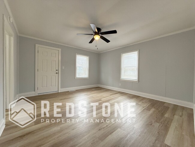 Building Photo - 348 Foster St