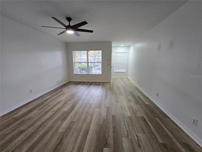 Foto del edificio - 259 Castlekeeper Pl