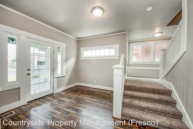 Building Photo - 4 br, 2 bath House - 535 N. Fulton Street