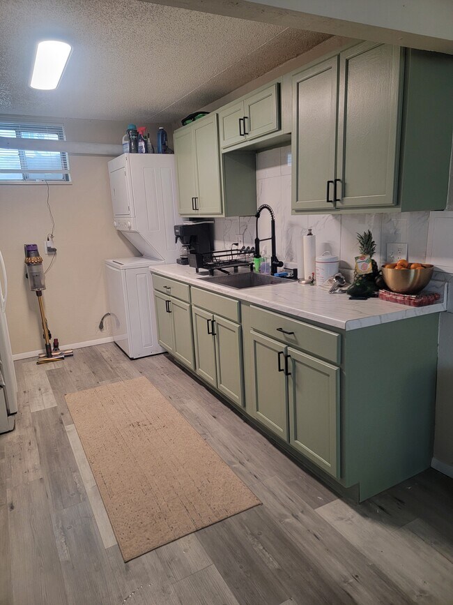 Foto del edificio - 4741 S Lincoln St