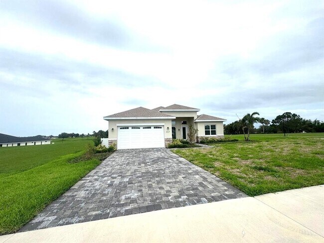 Building Photo - 267 Amaryllis Way