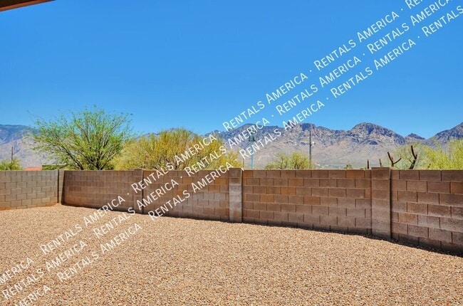 Building Photo - 12118 N Jarren Canyon Way